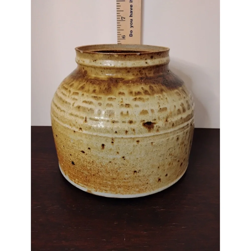 Studio Pottery Lidded Jar Signed Stoneware Rustic Earth Tone Speckled Glaze 7in